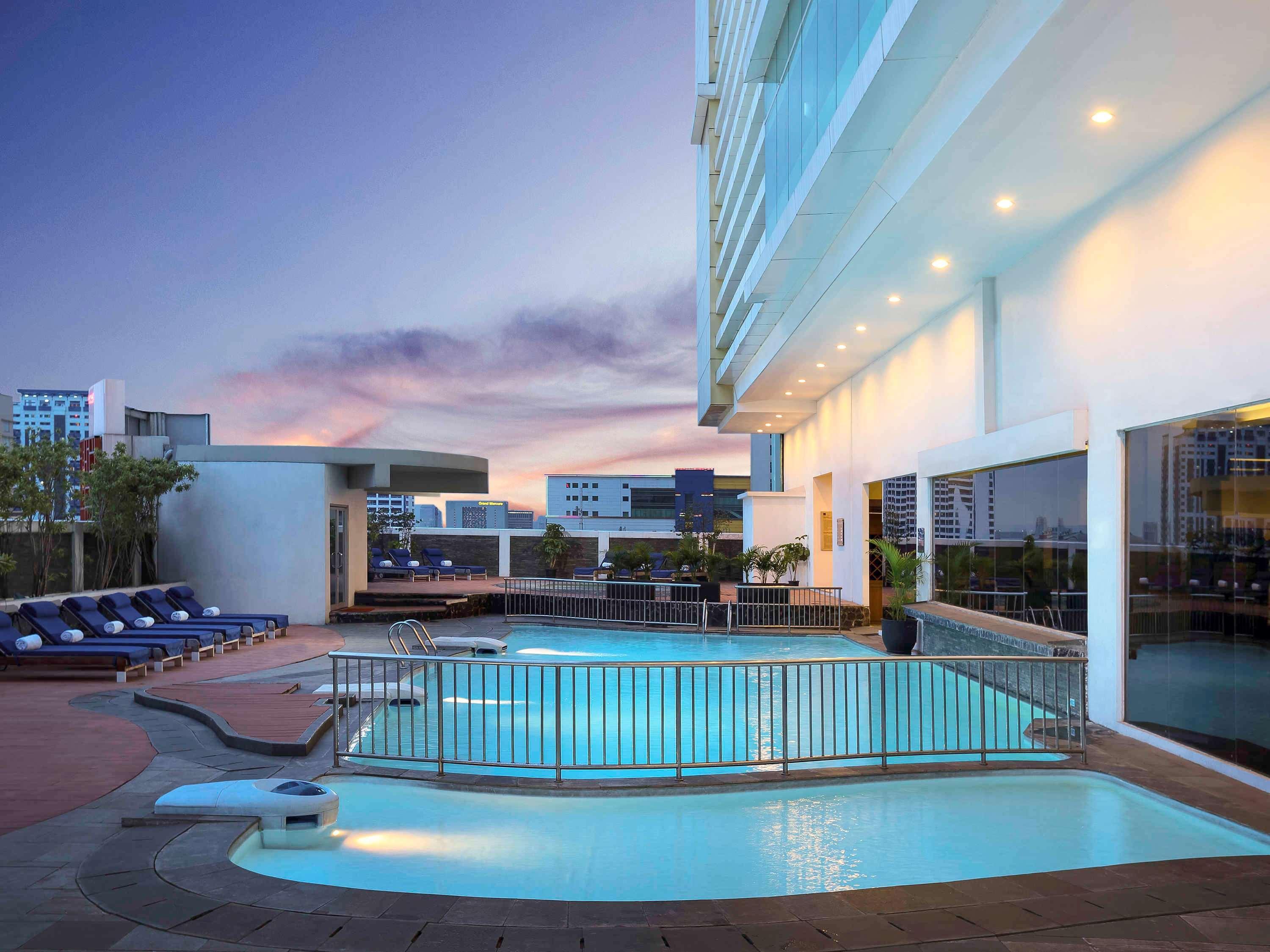 Novotel Jakarta Gajah Mada Exteriér fotografie