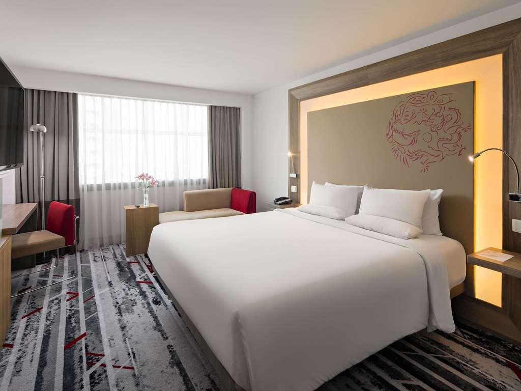 Novotel Jakarta Gajah Mada Pokoj fotografie