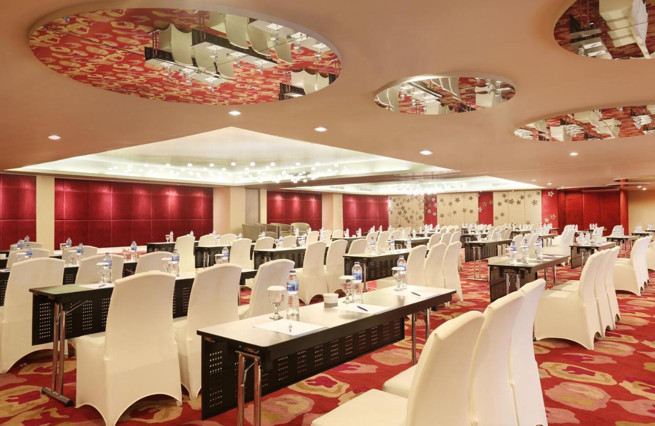 Novotel Jakarta Gajah Mada Exteriér fotografie