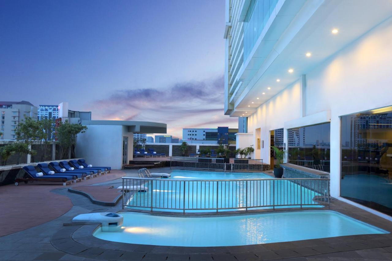 Novotel Jakarta Gajah Mada Exteriér fotografie